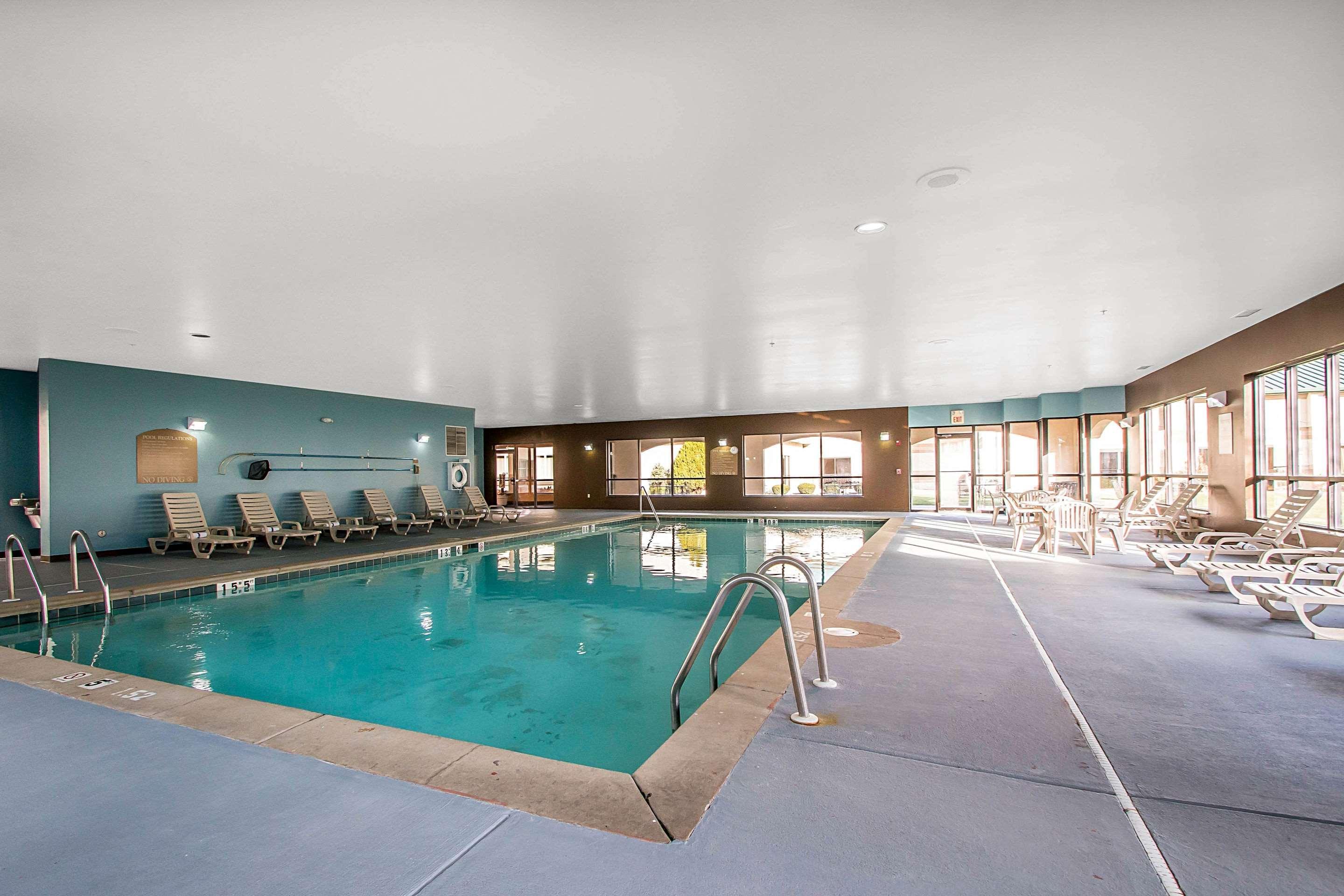 Clarion Inn Elmhurst - Oak Brook Near I-88, I-290, I-294 Exteriér fotografie